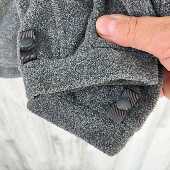 The North Face Men’s Khumbu Mid Weight Fleece Full Zip Jacket Size Medium - Picture 9 of 11